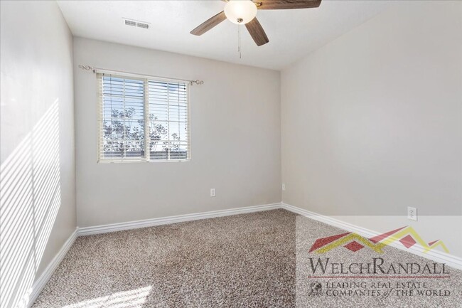 Building Photo - Spacious 3-Bed, 2-Bath Condo in West Jordan