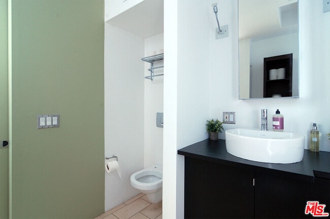 Building Photo - 116 Pacific Ave