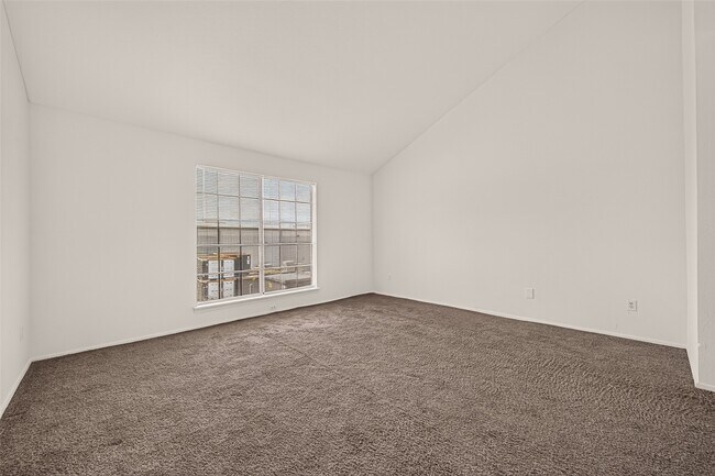 Building Photo - 12656 Windsor Village Dr