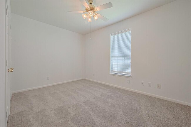 Building Photo - 3118 Emory Oak Ln