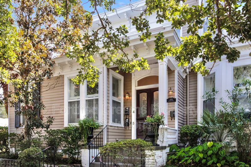 Building Photo - 205 S 5th Ave