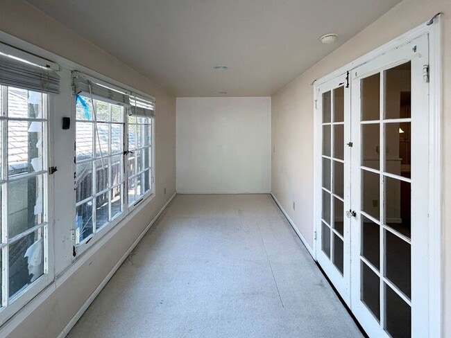 Building Photo - 2109 Alder St