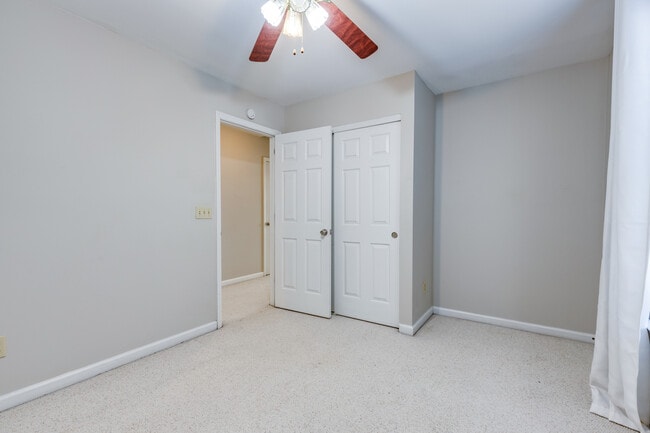 Building Photo - 605 Founders Pointe Blvd