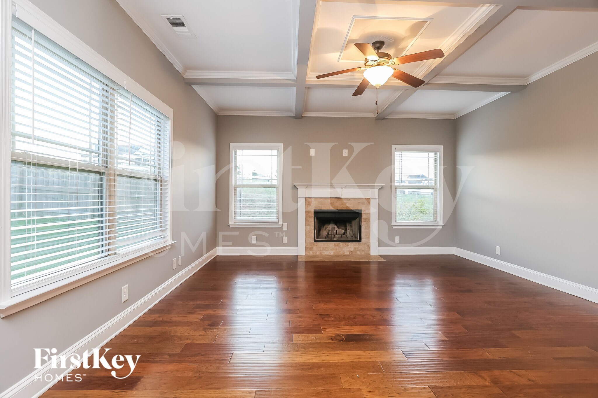 Building Photo - 1499 Amberly Dr