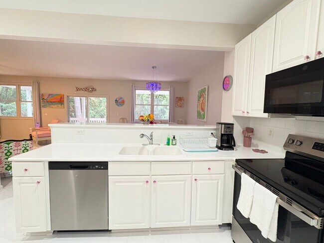 Building Photo - 23 Bellhaven Way