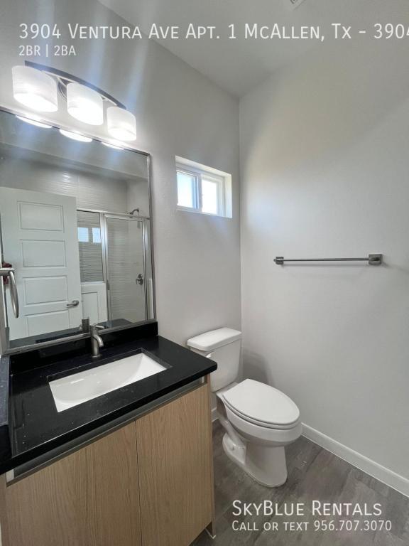 Building Photo - 3904 Ventura Ave