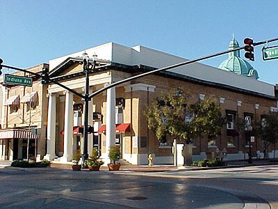 Primary Photo - 120 N Woodland Blvd
