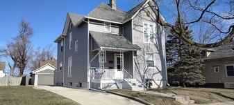 Building Photo - 488 Columbia Ave