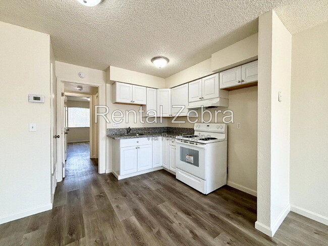Building Photo - 1189 Kelso St
