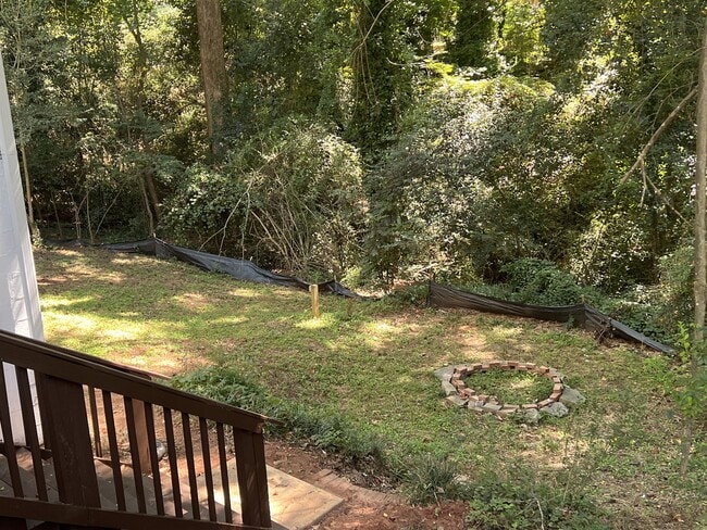 Building Photo - 230 Habersham Dr