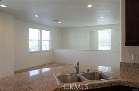 Building Photo - 303 Silk Tree