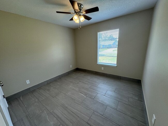 Building Photo - 7823 Coronet Ln