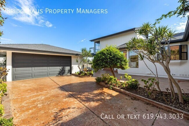 Building Photo - 821 Moana Dr
