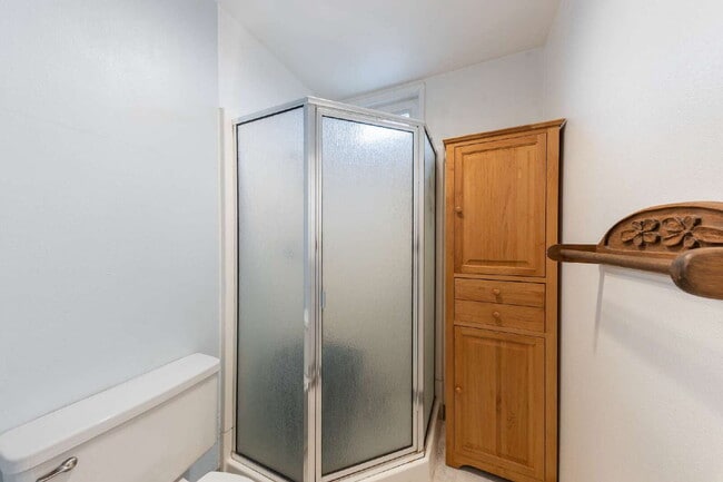 Building Photo - Charming 3-Bedroom Home with 2 Full Baths ...
