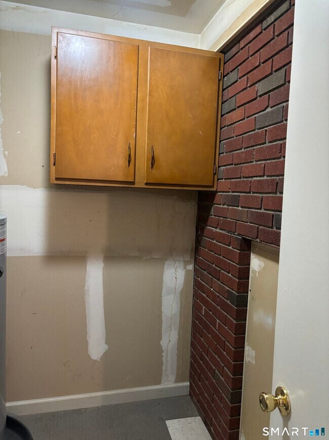 Building Photo - 10 Collins St