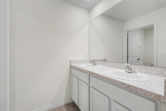 Building Photo - 36851 Goffaux Loop