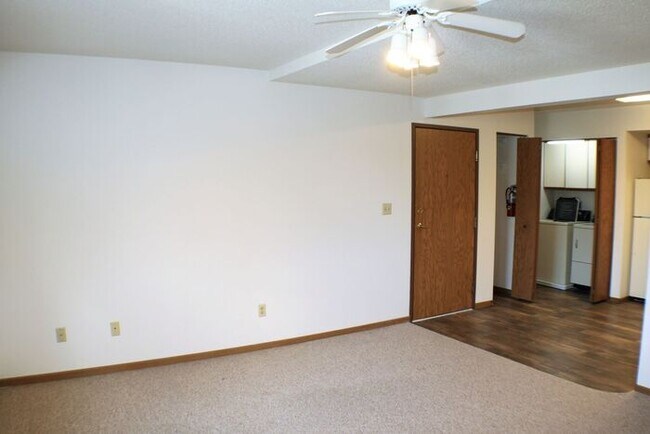 Building Photo - $1,075 | 2 Bedroom, 1 Bathroom 1st Floor Condo | Pet Friendly!* | Available for July 27th, 2026 M...