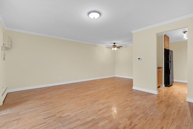 Building Photo - 2407 N Kennicott Dr