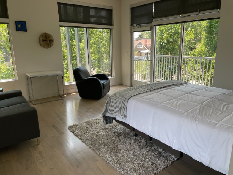 Building Photo - 402 Harrison St