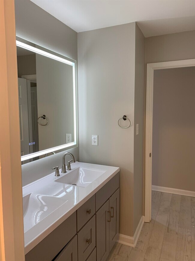 Building Photo - 4834 Sturbridge Ln