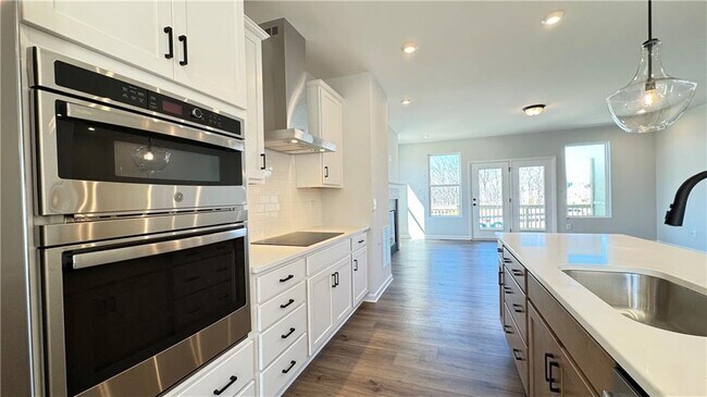 Building Photo - 1043 Bullpen Bluffs