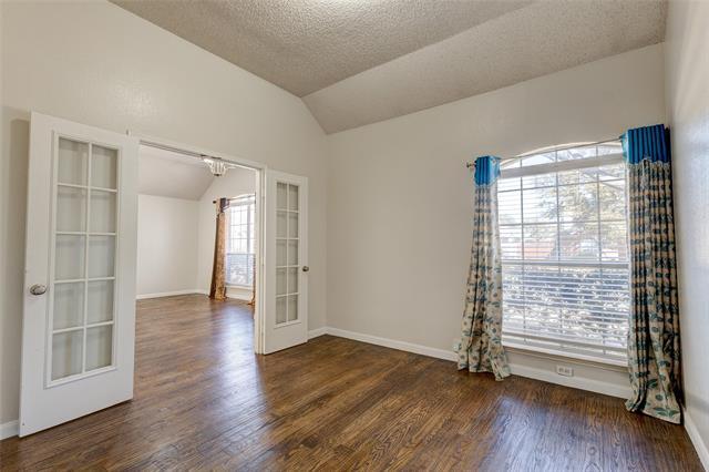 Building Photo - 10809 River Oaks Dr