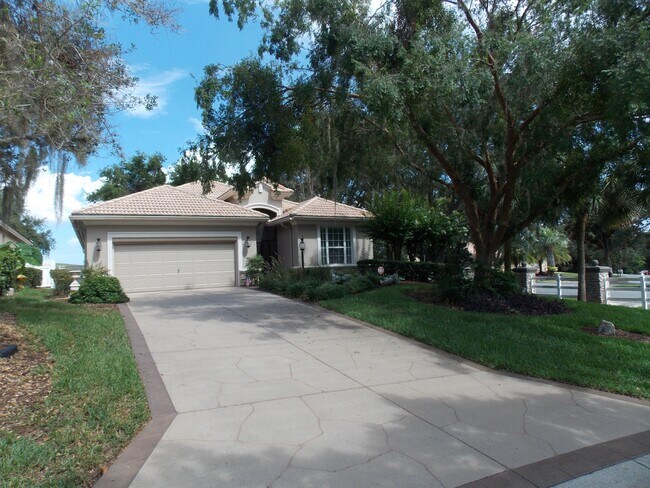 Primary Photo - 1805 N Gibson Point