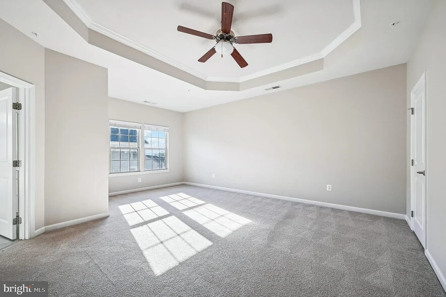 Building Photo - 6026 Forum Sq