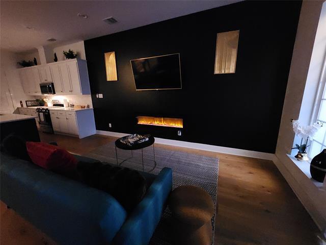 Building Photo - 5316 Eastside Ave