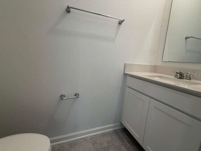 Building Photo - 120 Bogey Dr