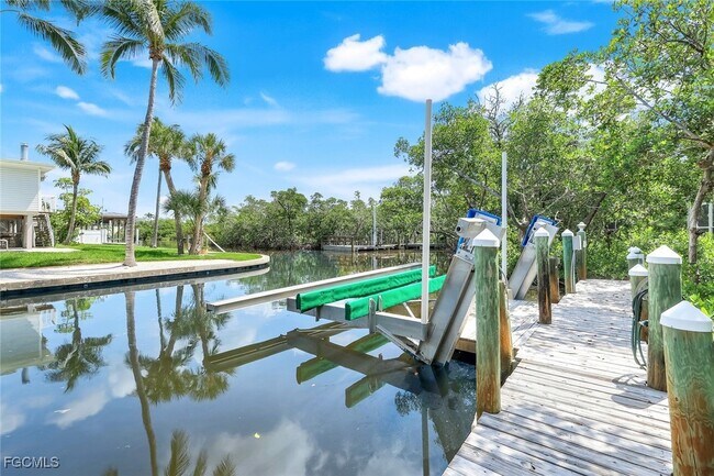 Building Photo - 21580 Indian Bayou Dr