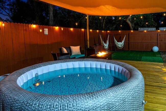 Building Photo - 4327 17th Ave S