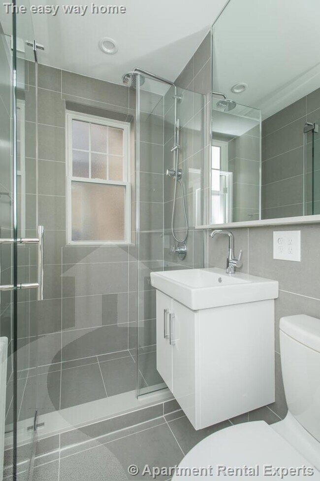 Building Photo - 288 Chestnut Hill Ave