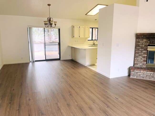 Building Photo - HOUSE - RED ROCK VIEWS - VILLAGE OF OAK CREEK