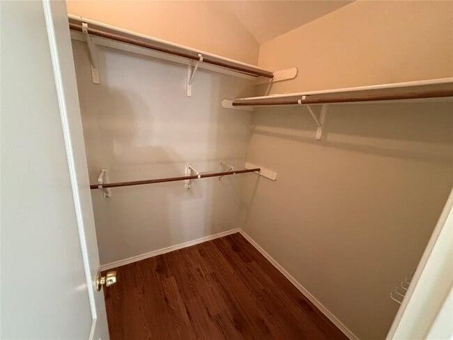 Building Photo - 10309 Broomflower Dr