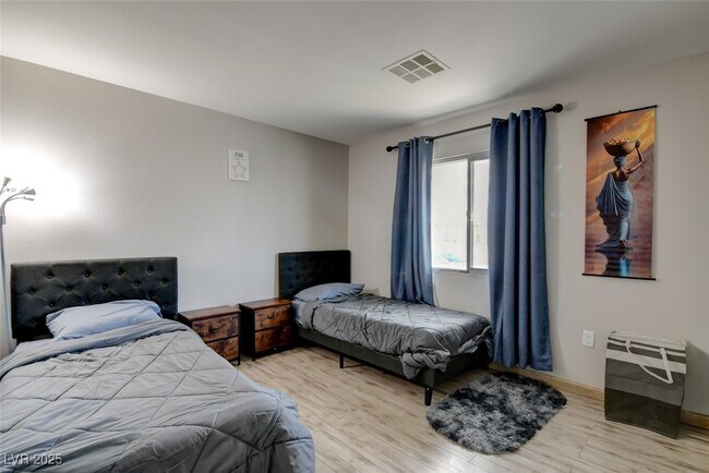 Building Photo - 603 Palmhurst Dr