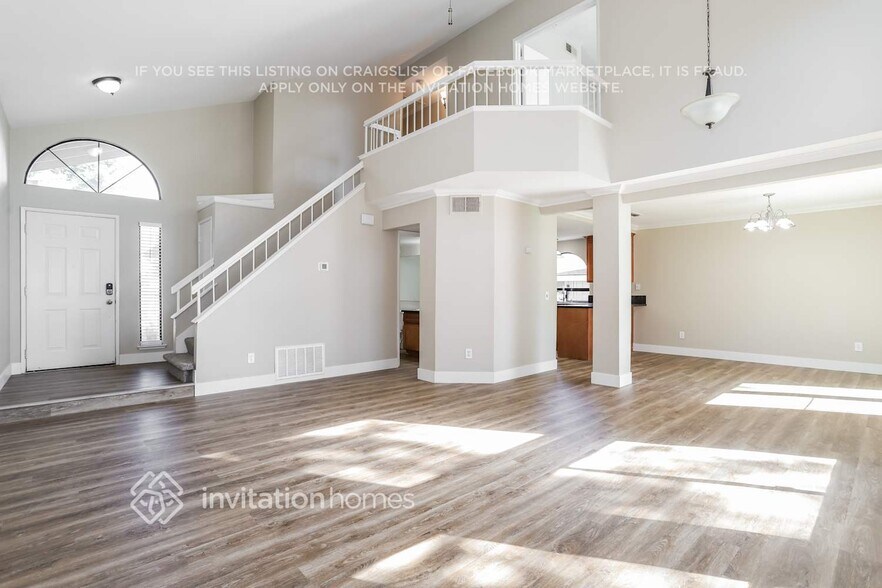 Building Photo - 3036 Danehurst Ct