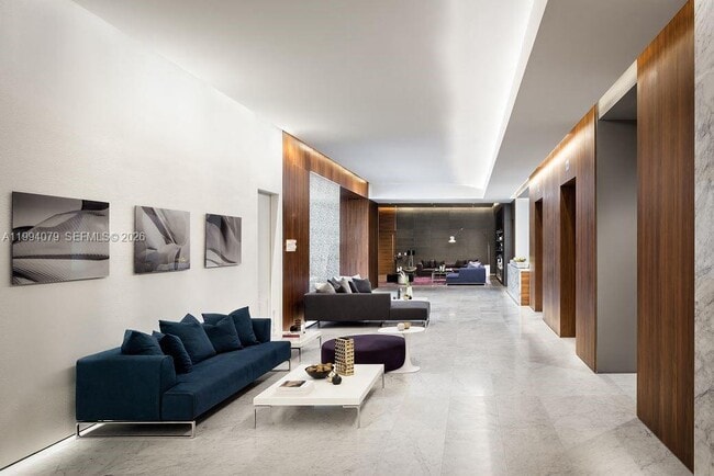 Building Photo - 68 SE 6th St