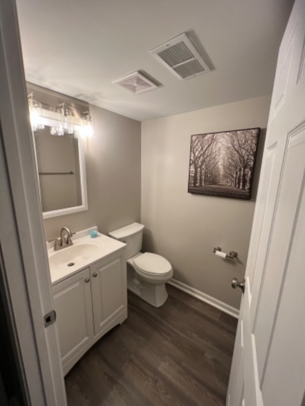 Building Photo - 3905 Gunstock Ct