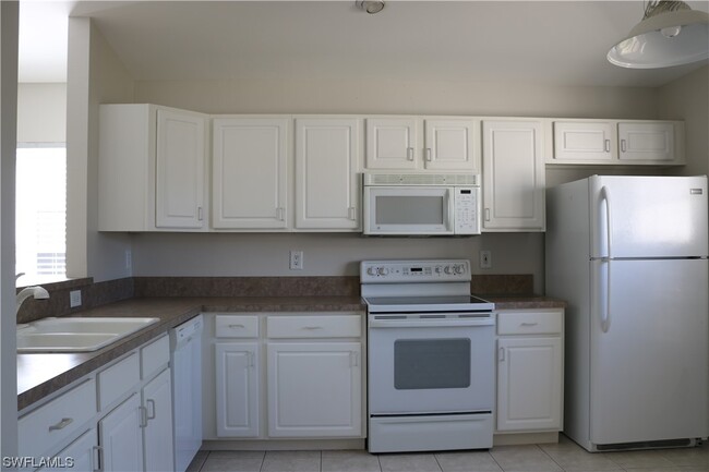 Building Photo - 15581 Beachcomber Ave