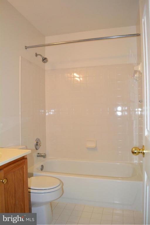 Building Photo - 2518 James Maury Dr