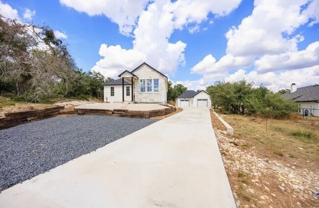 Building Photo - New built beautiful one-story home