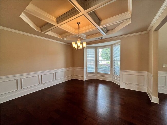 Building Photo - 3550 Golden Gate Ln