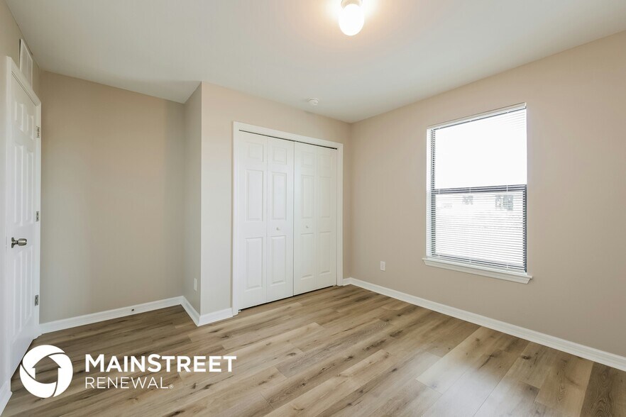 Building Photo - 2910 36th St SW