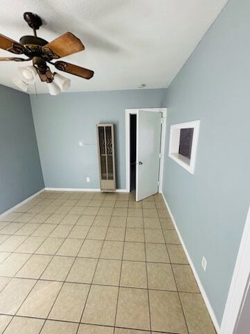 Building Photo - 1341 W 90th Pl