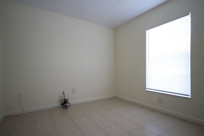 Building Photo - Lovely 3 bd/2 ba home in Summerfield!