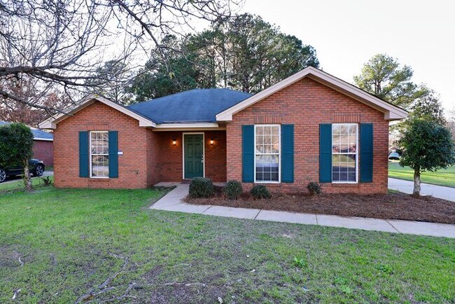 Primary Photo - Gorgeous 3 Bedroom