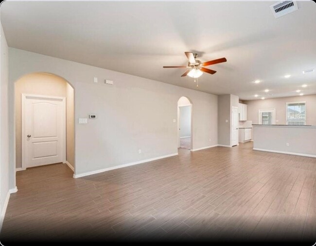 Building Photo - 31314 Spotted Saddle Hollow