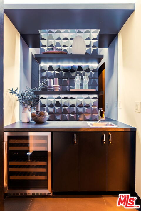 Building Photo - 1516 Forest Knoll Dr