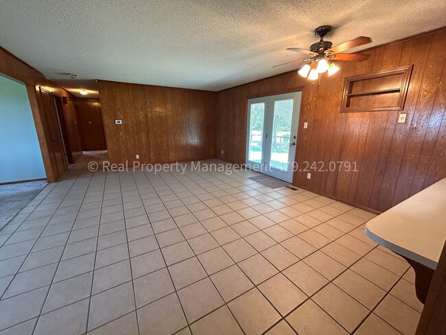 Building Photo - 4134 Palestine Rd